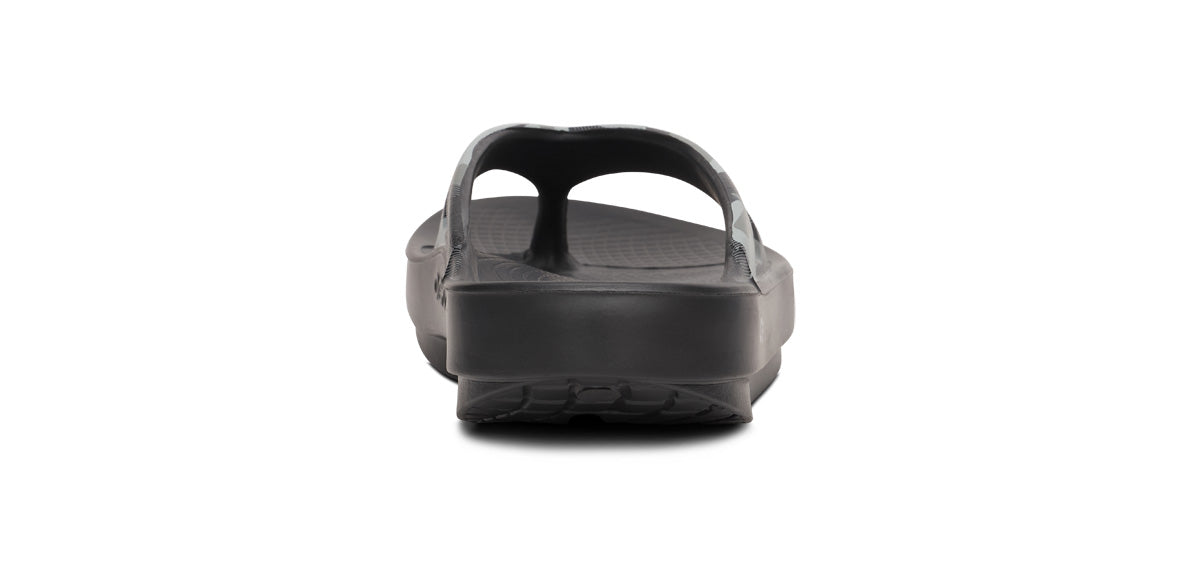 OOFOS Men's OOriginal Sport Flip-Flop Sandals - Night Camo