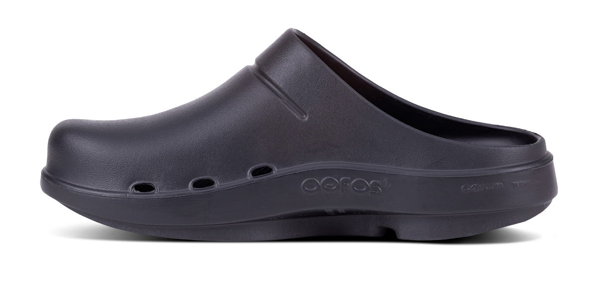 OOFOS Women's OOcloog Clog - Black
