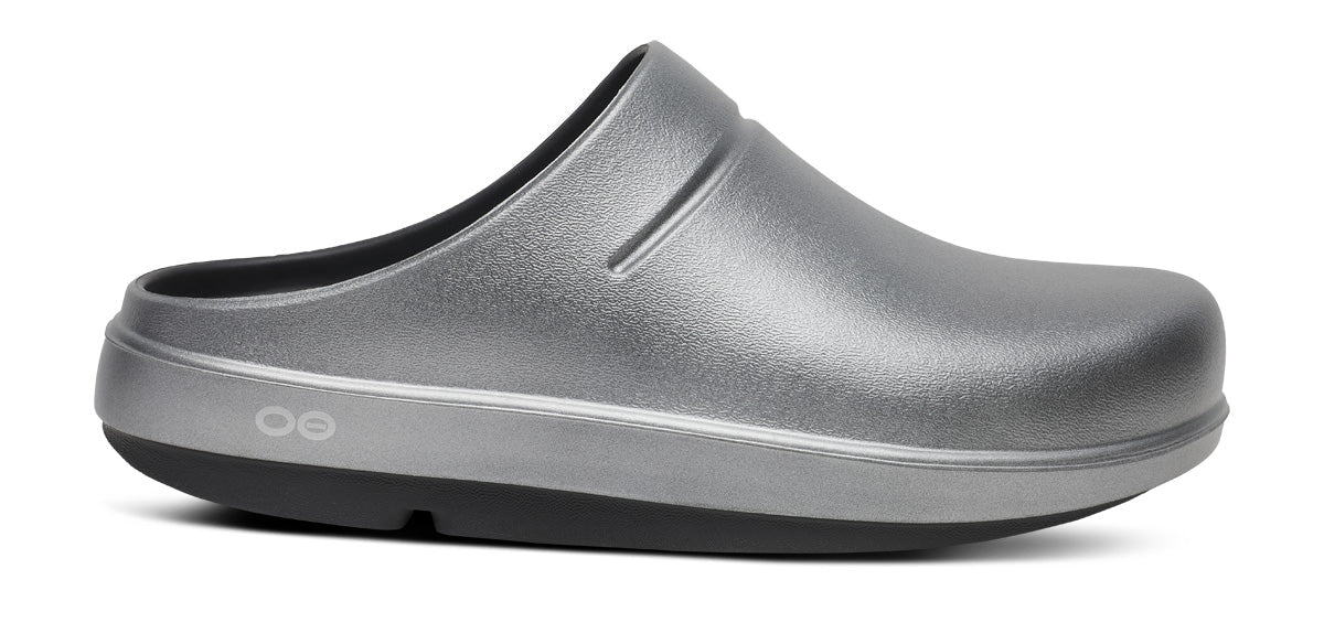 OOFOS Women's OOcloog Luxe Clog - Basalt