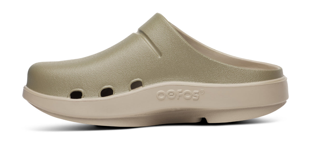 OOFOS Women's OOcloog Stacked Clog - Foliage