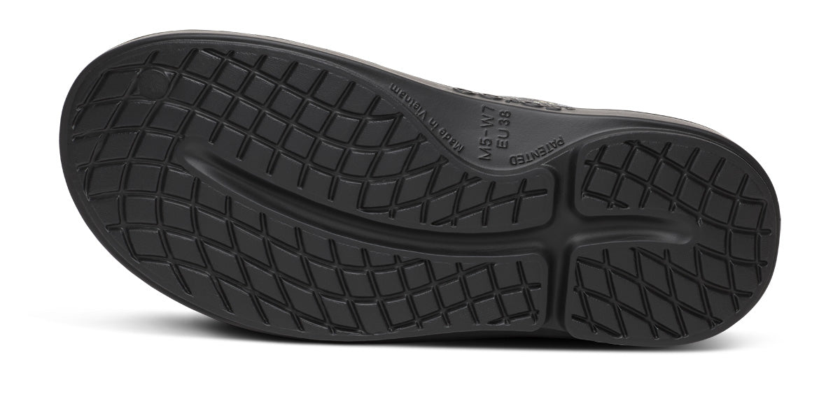 OOFOS Women's OOcloog Limited Edition Clog - Meadow