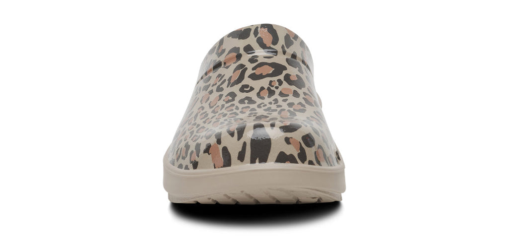 OOFOS Women's OOcloog Limited Edition Clog - Nomad Leopard