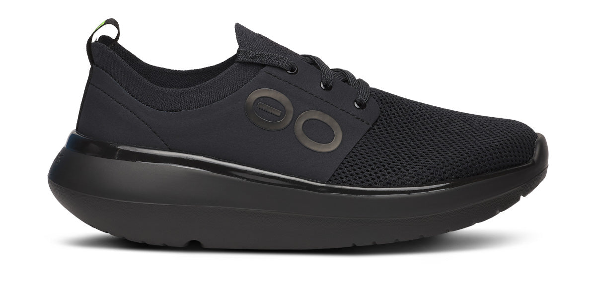 OOFOS Women's OOmy Stride Sneakers - Black