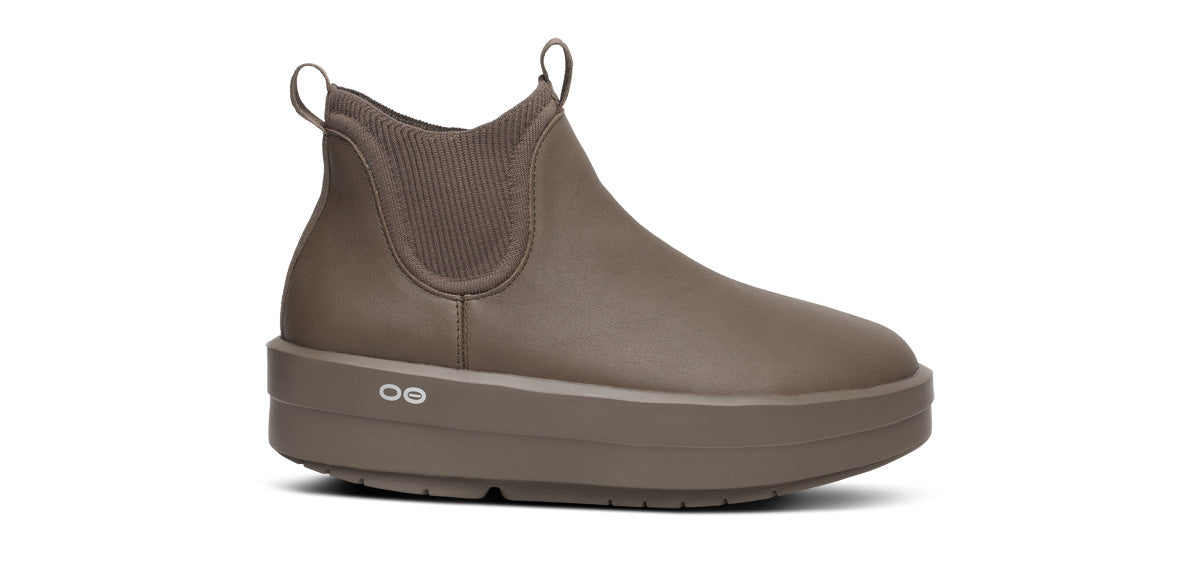 OOFOS Women's OOmega Leather Londoner Boots - Truffle