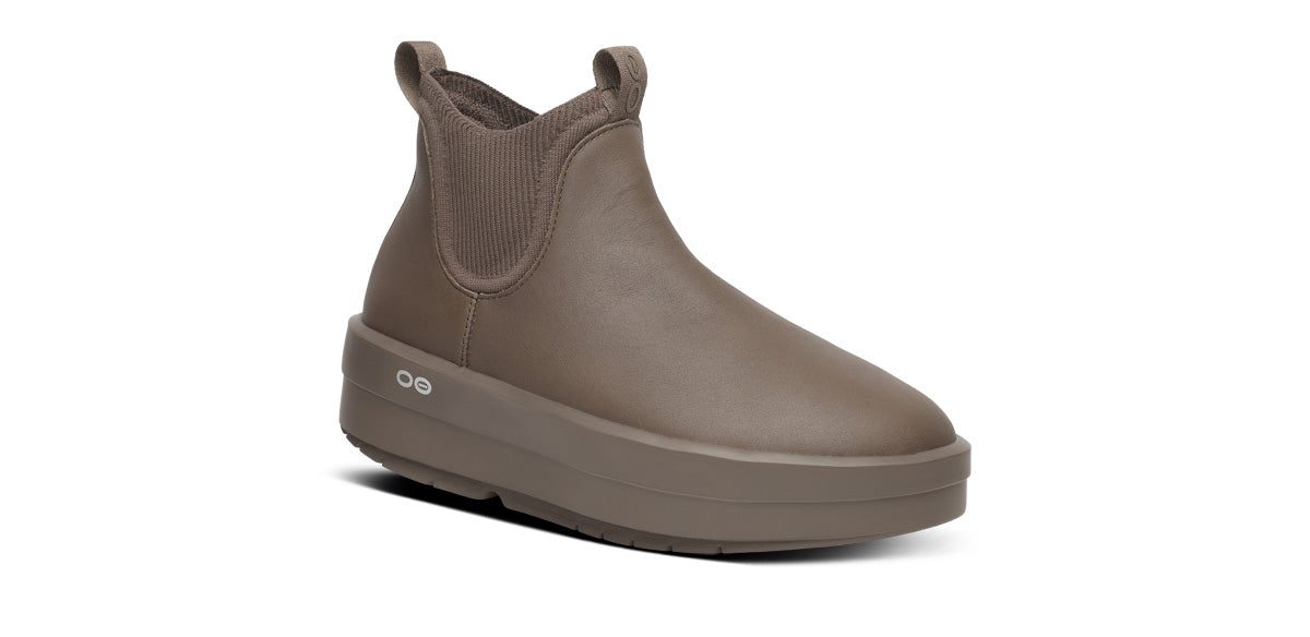 OOFOS Women's OOmega Leather Londoner Boots - Truffle