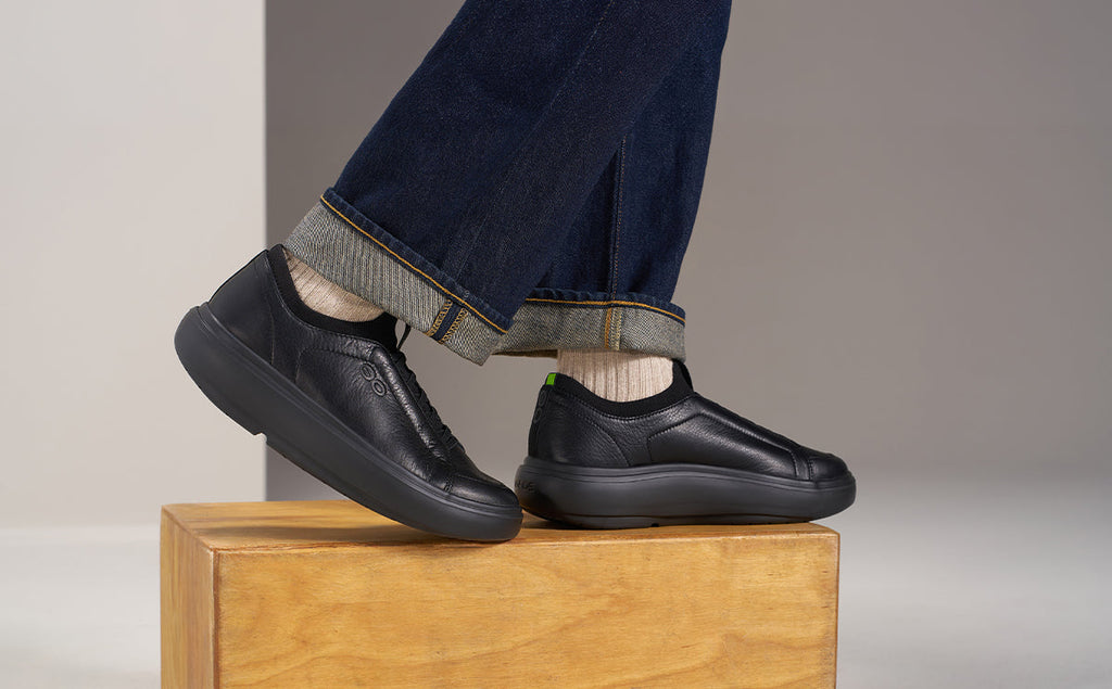 OOFOS Men's Club+ Leather Sneakers - Black