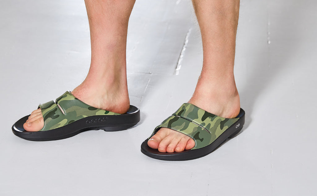 OOFOS Men's OOahh Sport Slide Sandal - Green Camo